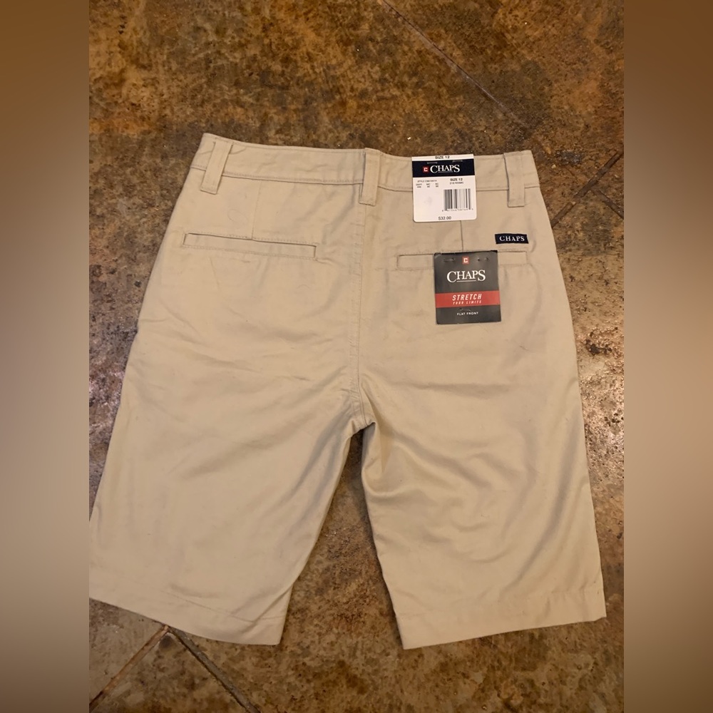CHAPS BOYS FLAT FRONT SIZE 12 218 KHAKI SHORTS BRAND NEW WITH TAGS PAID $32